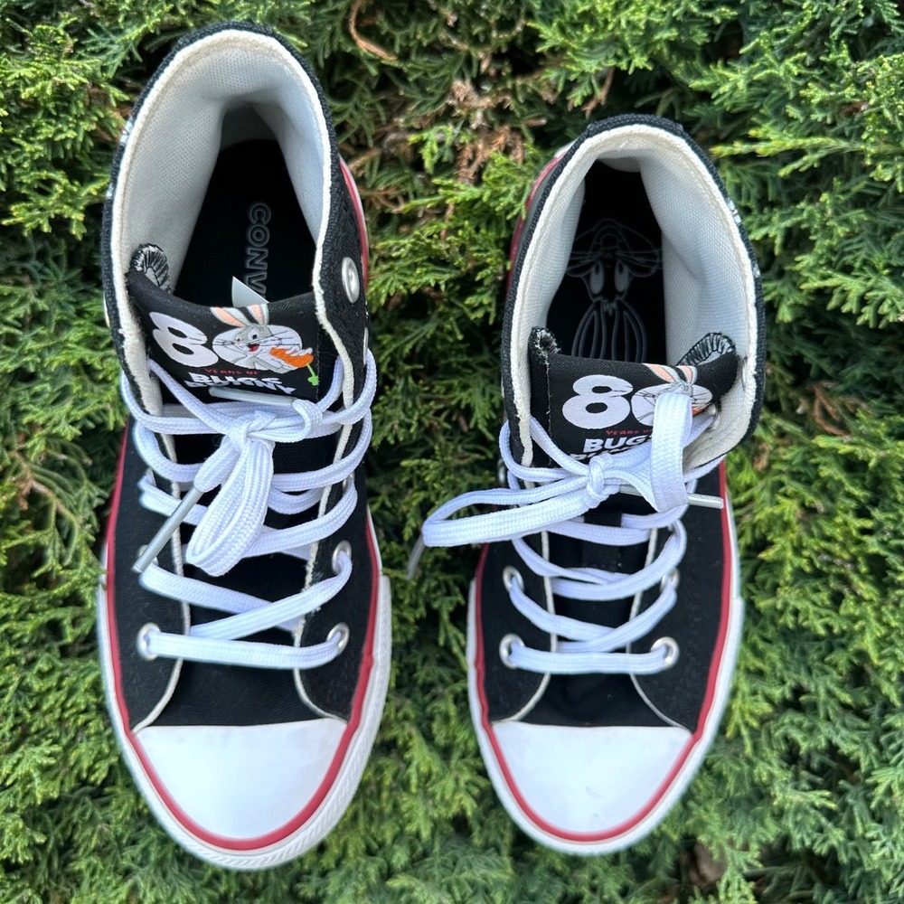 Converse Chuck Taylor Bugs Bunny 80th Anniversary High Top Sneakers Kids Size 1 - Picture 4 of 13